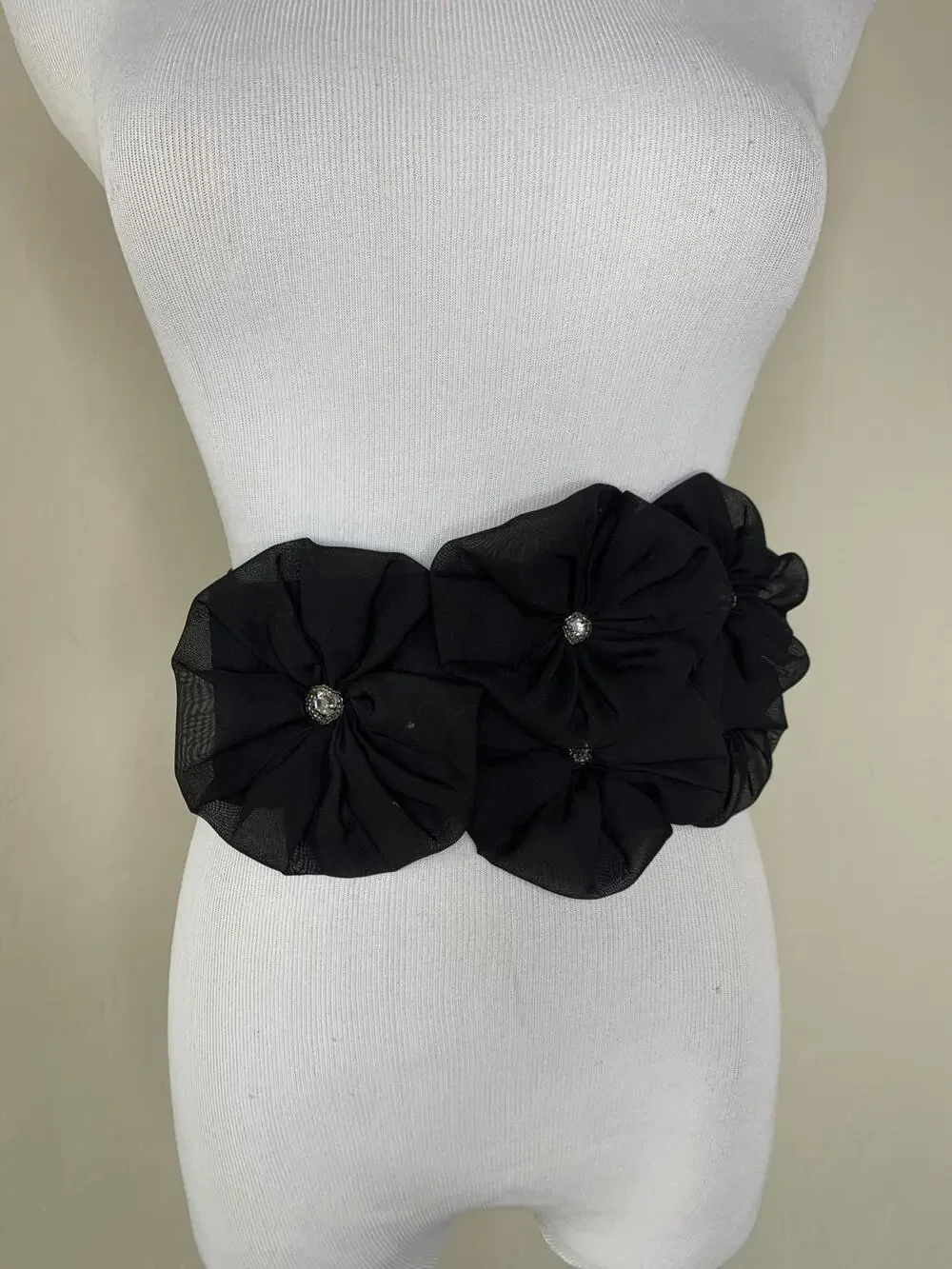 Black 3D Flower Belt Rhinestone Center Stretch Wide Belt Sz Small Medium